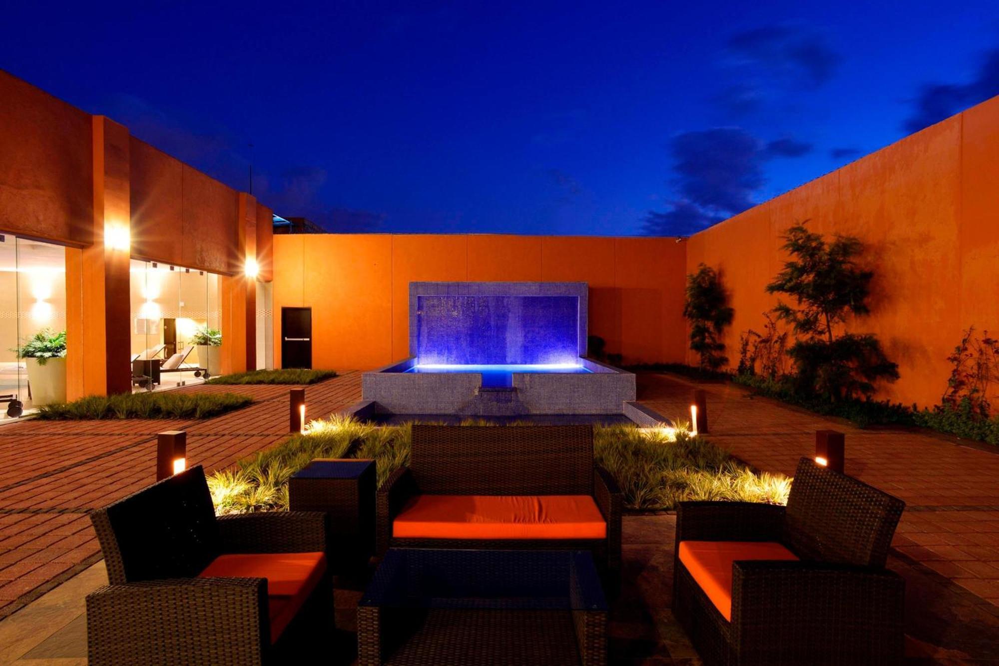 Courtyard Toluca Tollocan Exterior foto